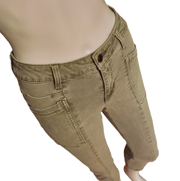 Liverpool Kylie Cropped Zip Ankle Cargo Pant In Olive Night - Picture 3 of 16